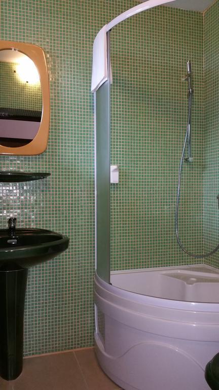 Hotel Conacul Balta Albă Esterno foto